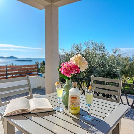 Holiday Home Lucy Пакоштане Экстерьер фото