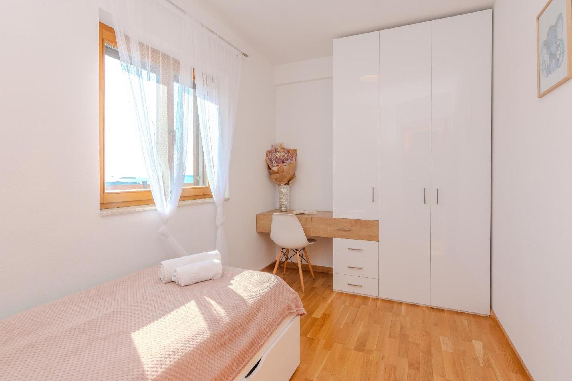 Holiday Home Lucy Пакоштане Экстерьер фото