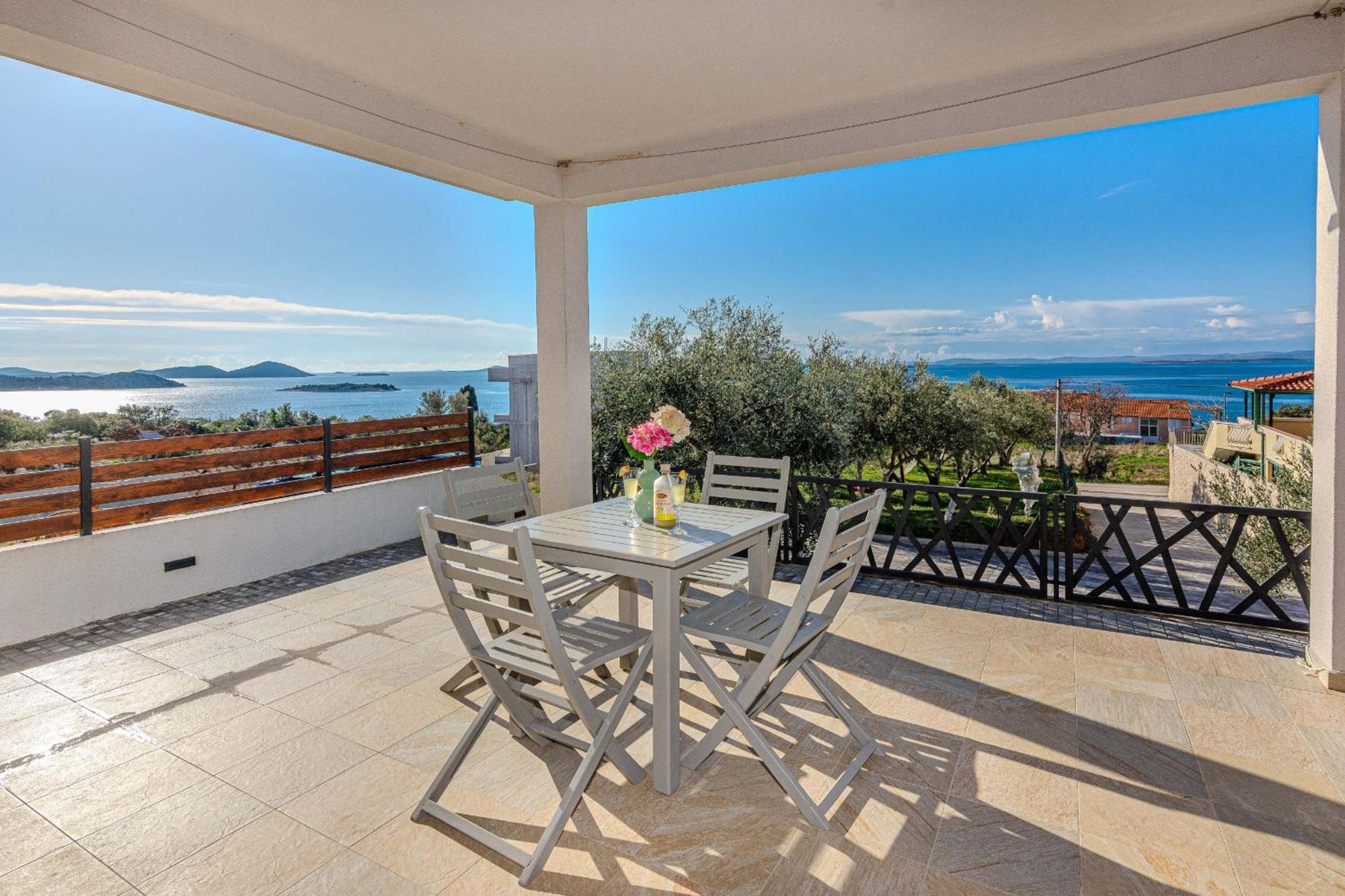 Holiday Home Lucy Пакоштане Экстерьер фото